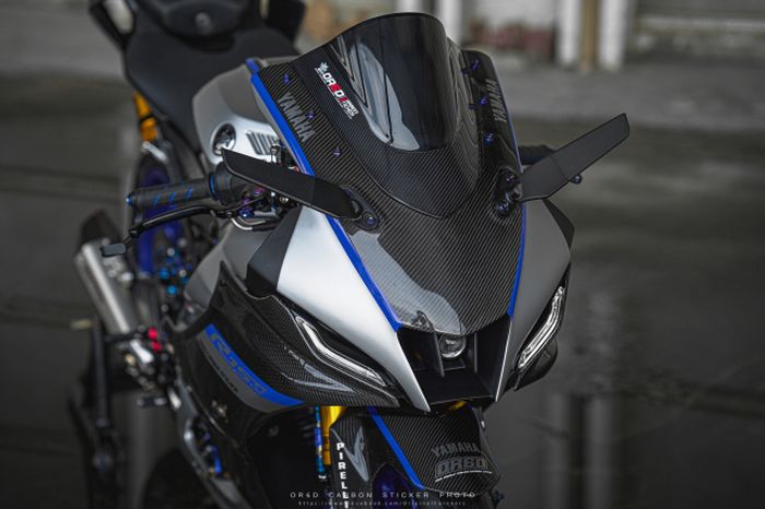 Jarang Ada Modifikasi Motor Yamaha R M Berlapis Carbon Dan Part Racing