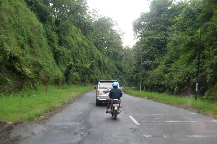 Cerita Mistis Keangkeran Jalur Alas Roban Motor Plus Juga Pernah