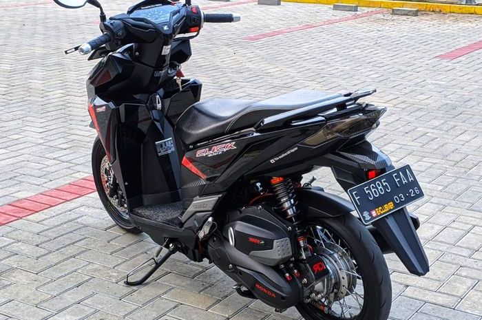 Modifikasi Honda Vario Tampilan Sangar Dibalut Aksen Hitam Elegan