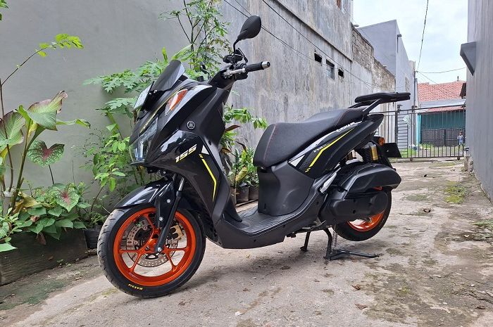 Modifikasi Motor Yamaha LEXi LX 155 Kaki Kaki Lebih Padat Dan