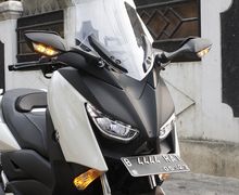 Ini Baru Sultan, Yamaha XMAX Pasang Spion Mewah Ninja ZX-10R