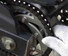 Gampang Banget, Video Tips Memotong Rantai Motor, Awas Jangan Sampai Jari Terluka