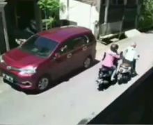 Detik-detik Jambret Rampas Tas Perempuan di Gang Sempit, Korban Terpental dari Motornya