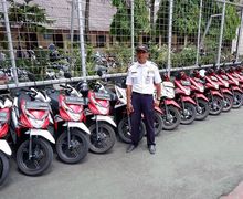 Viral, Deretan Honda BeAT Terpakir Rapi di Parkiran SMAN 12 Tangerang, Ternyata Sekolah Ini Lebih Duluan