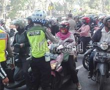 Kena Pungli Oknum Polisi di Cirebon? Jangan Takut Langsung Laporkan Ke Nomor Telepon Ini