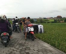 Viral, Video Jalur Neraka Canggu Bali, dari Motor Terperosok Sampai Mobil Terguling di Sawah