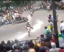 Video Detik-detik Pembalap Hilang Kendali Tabrak Pagar, Penonton Terkapar, Area Sirkuit Mencekam