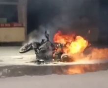 Video Pengunjung Rumah Makan Padang Panik, Motor Pengangkut Gas 3 kg Terbakar