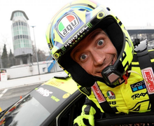 MotoGP Geger, Valentino Rossi Diperebutkan Oleh Ford dan Hyundai, Siap balap Reli?