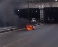 Cawang Membara, Video Detik-detik Motor Honda Kharisma Mendadak Terbakar, Pemotor Kocar-kacir