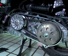 Wajib Ditonton, Video Bongkar Jeroan Mesin Skutik Adventure Honda ADV150, Beda dari Honda PCX?