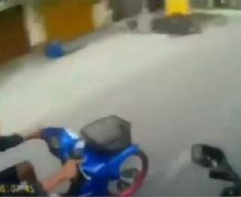 Tegang! Video Kejar-kejaran Polisi Naik Honda CBR 250R Vs Pemotor Honda Supra