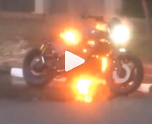 Kasian Banget! Motor Modif  Café Racer Terbakar  Sampai Gosong