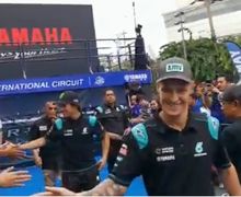 Seru Abis, Video Sambutan Fans ke Pembalap Petronas Yamaha di Thailand, Morbidelli Asyik Foto Bareng Cewek Difabel
