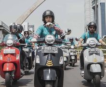 Vespa GTS Super Tech 300 Riding Mutar Jakarta dengan Fitur Canggih