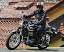 Lebih Duluan Dari Ninja 250 4 Silinder, Motor Baru Kawasaki W800 2020 Resmi Masuk Indonesia, Segini Harganya