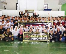 Keren, Komunitas Maxiflow Indonesia Kampanyekan Bahaya Main HP Sambil Naik Motor Kepada Pelajar SMA