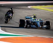 Wuih! Valentino Rossi Berasa Jadi Pembalap F1 Tulen Setelah Jajal Mobil F1 Milik Lewis Hamilton di Sirkuit