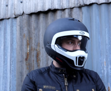 Harganya Pas di Kantong, Bell Perkenalkan Helm Baru yang Bisa Berubah Jadi Dua Bentuk