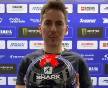 Balik ke Yamaha, Jorge Lorenzo Langsung Bagi-bagi Hadiah Helm Shark yang Dipakainya dan Akses ke Paddock MotoGP 2020