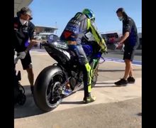 Valentino Rossi Ngegas Motor MotoGP Yamaha M1 di Jerez, Nih Videonya