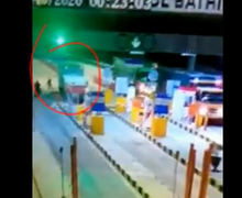 Video Perampokan di Jalan Tol Viral, Pelaku Naik Motor Bawa Sajam Sempat Berpapasan dengan Polisi