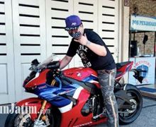 Gokil, Pria Asal Surabaya Ini Beli Honda CBR1000RR-R Fireblade SP Cash