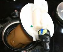 Tangki Motor Sering Dibiarkan Kosong Bikin Fuel Pump Jebol, Pabrikan Langsung Angkat Bicara