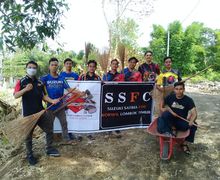 Suzuki Satria F-150 Club (SSFC) Korwil Lombok Sapu Bersih Sampah Banjir Bandang