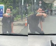 Video Liciknya Modus Korban Tabrak Lari di Pasar Rebo, Cegat Mobil Sambil Pura-pura Pincang