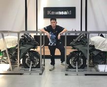 Gokil Sultan Bakmi Borong 2 Kawasaki Ninja H2 2022, Datang Pakai Mobil Mclaren