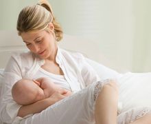 4 Hal yang WAJIB Kamu Hindari Saat Menyusui Kalau Nggak Mau Bayi Keracunan