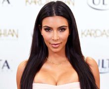 Ciptakan Produk Baru Untuk Selfie, Kim Kardashian Di Tuntut SnapLight, Waduh Kenapa Sih?