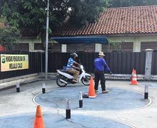 Bikin SIM Makin Sulit, Mabes Polri Ringkus Oknum Polisi Jadi Calo SIM di Kediri, Barang Bukti Rp 71 Juta