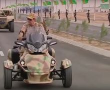 Naik Moge Seharga Rp 700 Juta, Presiden Turkmenistan Keliling Bareng unit militernya, Nih Videonya..