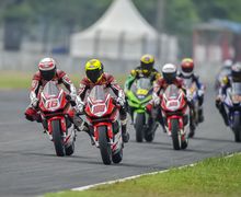 OtoRace: Dua Bendera Indonesia Berkibar di Race 1 AP250 Race 1 ARRC Thailand, Salut!