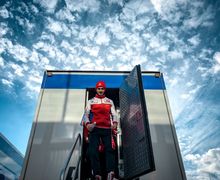Debut di MotoGP, Francesco Bagnaia: Aneh Rasanya Harus Bersaing dengan Valentino Rossi