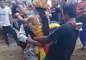 Berita pelecehan penari bali oleh biker terbaru hari ini