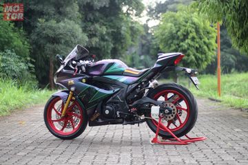 Modifikasi Suzuki Gsx R150 Langganan Juara Pakai Motif Helm Superbike Motorplus