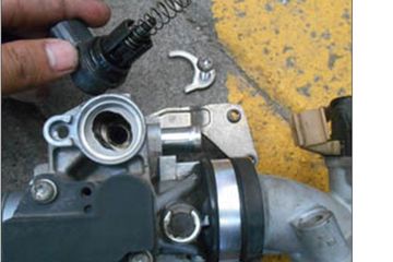  ISC (Idle Speed Control) Motor Injeksi