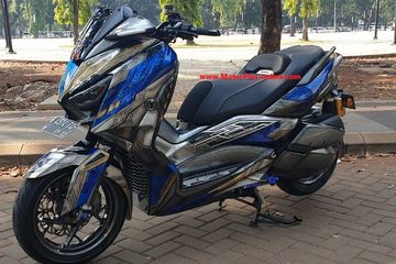 Pakai Aksesoris Dan Komponen Mahal Tampang Yamaha Xmax