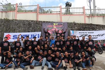  Spanduk  Family Gathering  Puncak contoh desain  spanduk 