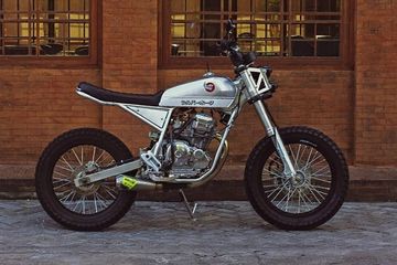 Modifikasi Yamaha Scorpio Z Aliran Street Tracker Inspirasinya Serial Kartun Jadul Silverhawk Motorplus