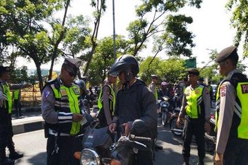 Siap Siap Polisi Bakal Gelar Razia Besar Besaran Sebentar Lagi 3 Pelanggaran Ini Langsung Ditilang Semua Halaman Gridmotor Id