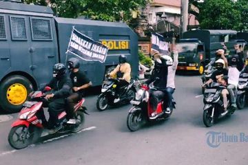 Konvoi Motor Simpatisan Jerinx Berlangsung Tertib, Kawal Mobil ...