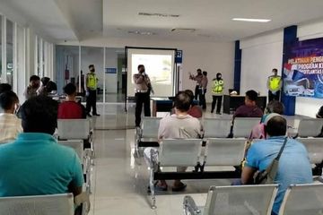 Bikin baru dan perpanjang SIM gak repot bawa uang cash