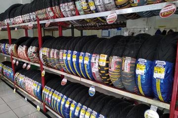Ilustrasi varian ban. Compound ban radial dan ban bias enggak ada bedanya, beneran nih