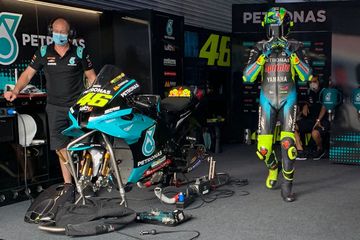 Seberapa Akrab Sama Valentino Rossi, Ciri Khas Di Motor MotoGP ...