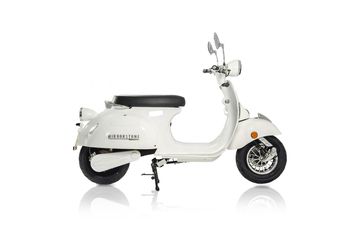 Wuih, ada motor listrik kloningan Vespa, harga tembus segini!