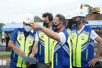 Pembangunan sirkuit MotoGP Indonesia di Mandalika dipantau FIM dan Dorna Sports.